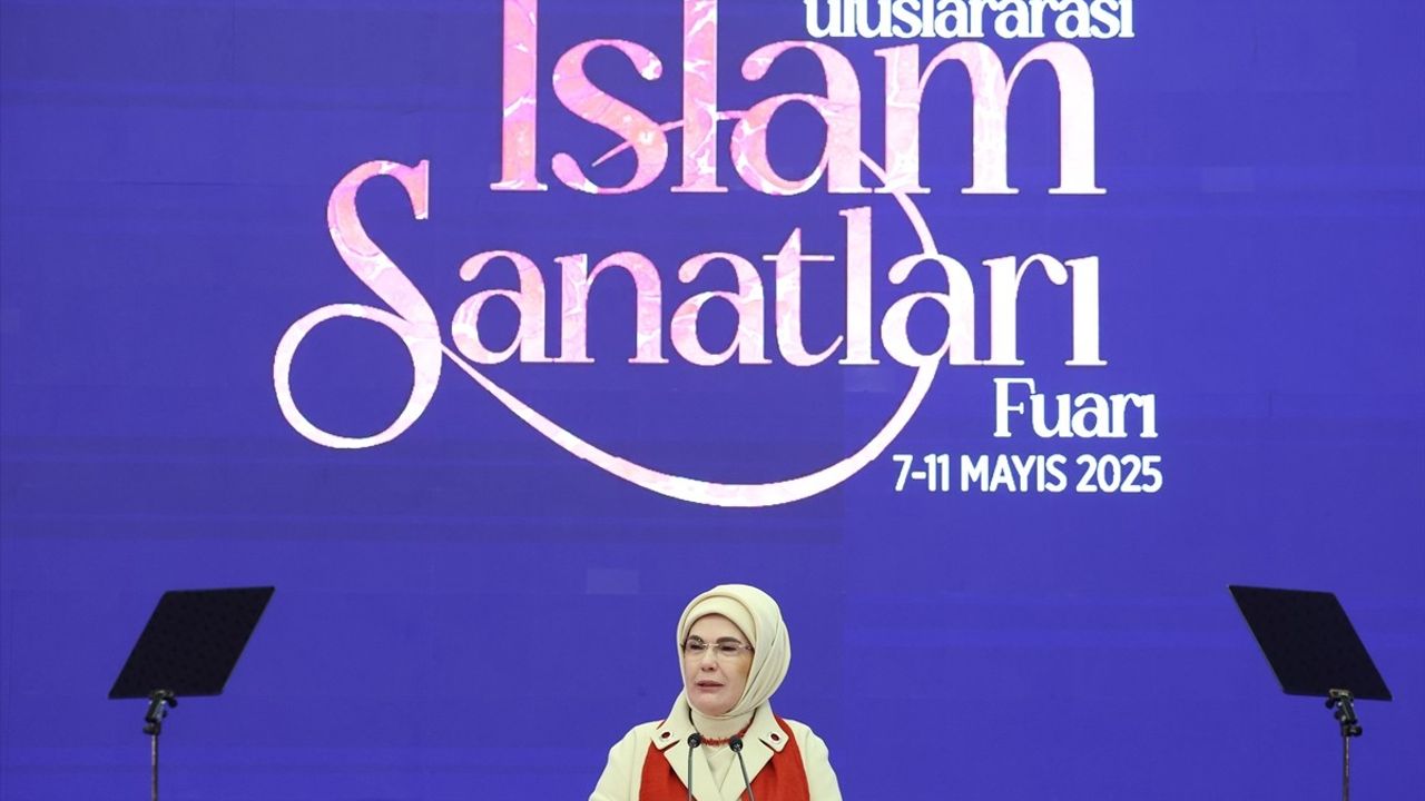Uluslararası İslam Sanatları Fuarı'nın Açılışı