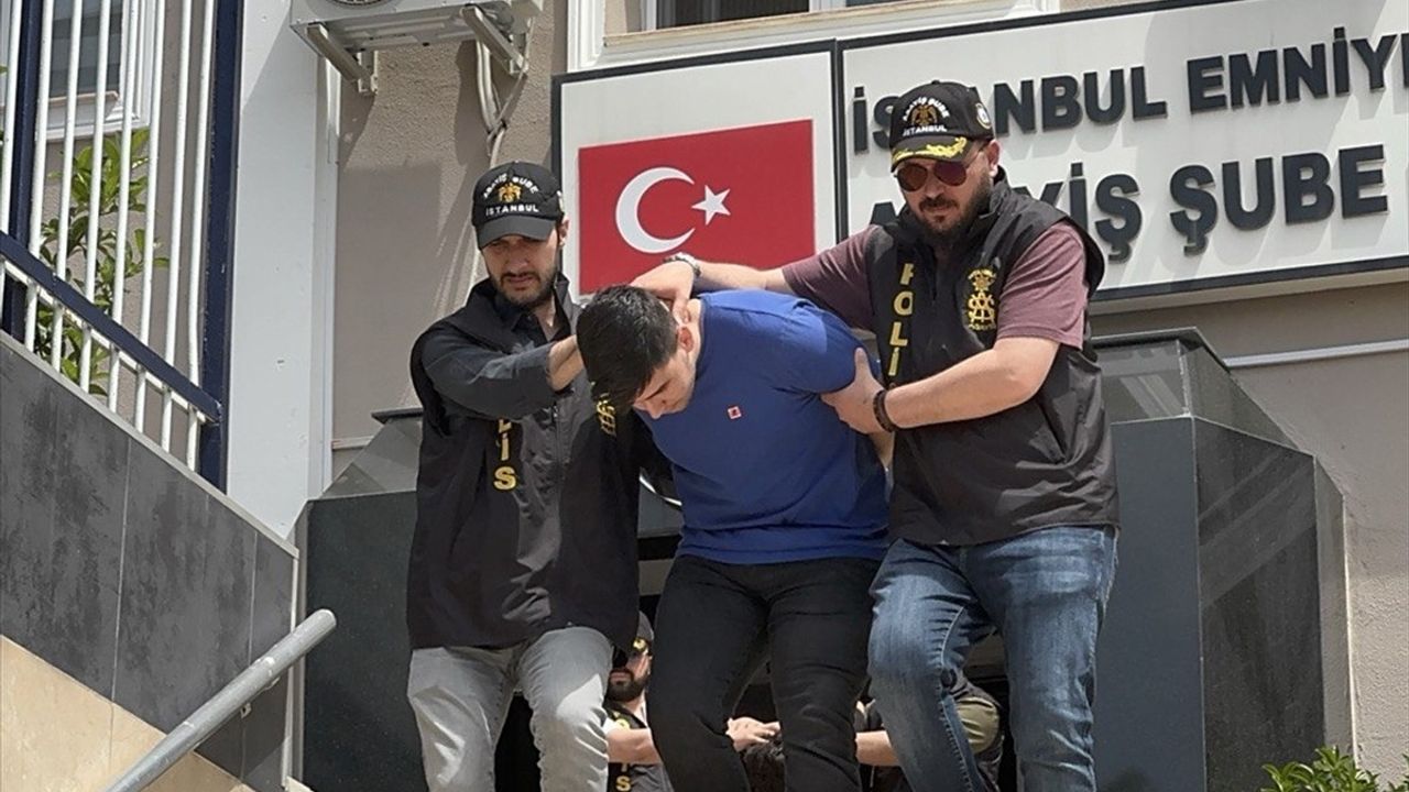 Üsküdar'da Silahlı Saldırı: 2 Zanlı Yakalandı