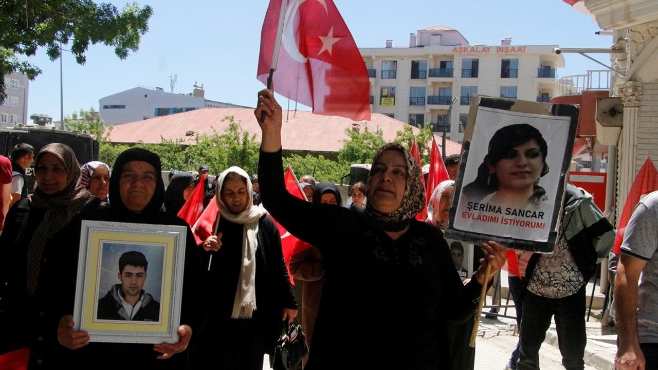 Vanlı Aileler, Çocukları İçin Mücadelelerine Devam Ediyor
