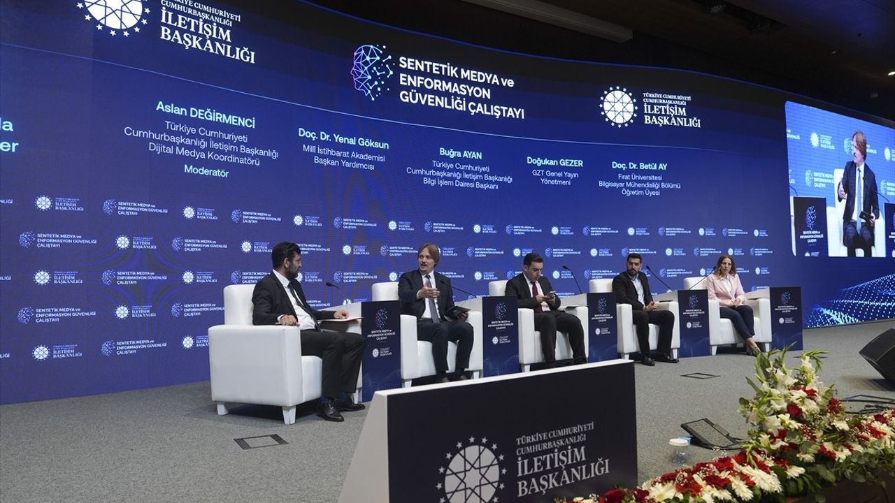 Yapay Zeka Çağında Yeni Medya ve Riskler Paneli