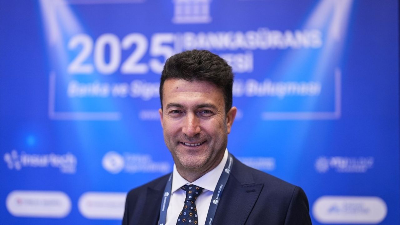 Yapay Zeka ve Dijitalleşme Bankasürans Zirvesi'nde Masaya Yatırıldı