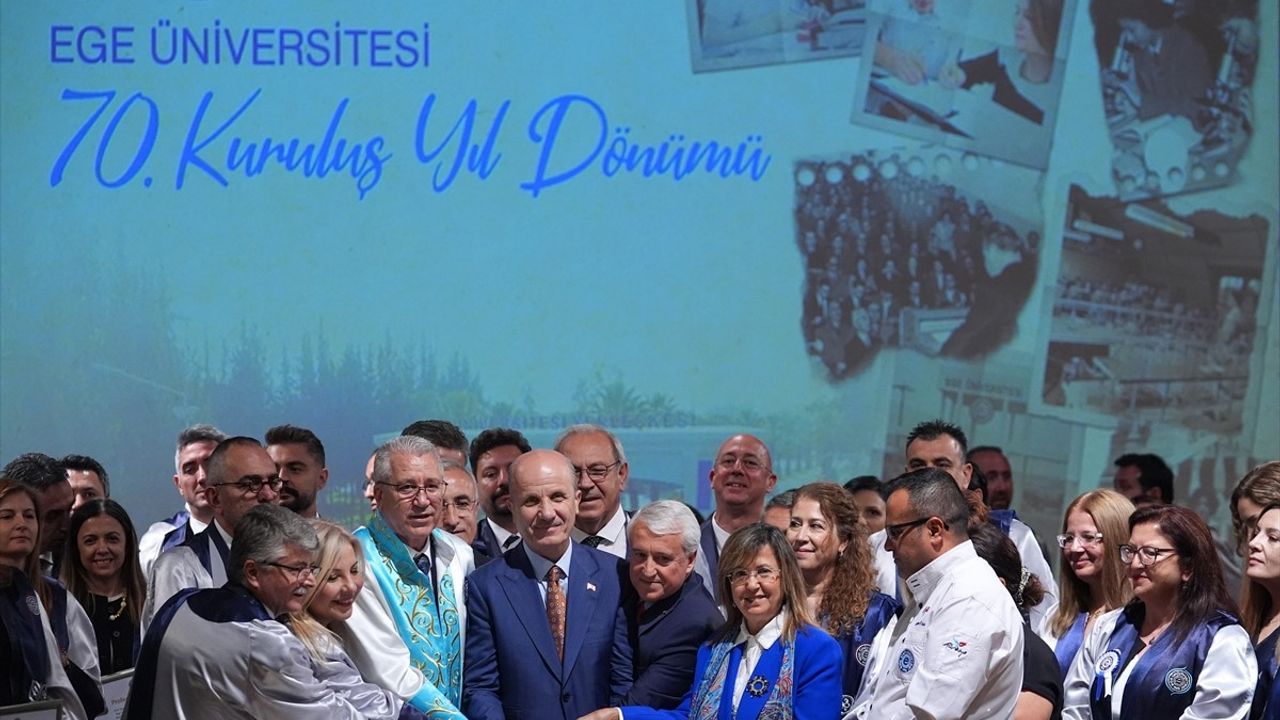 YÖK Başkanı Prof. Dr. Erol Özvar İzmir'de Uluslararası Eğitim Hedeflerini Açıkladı