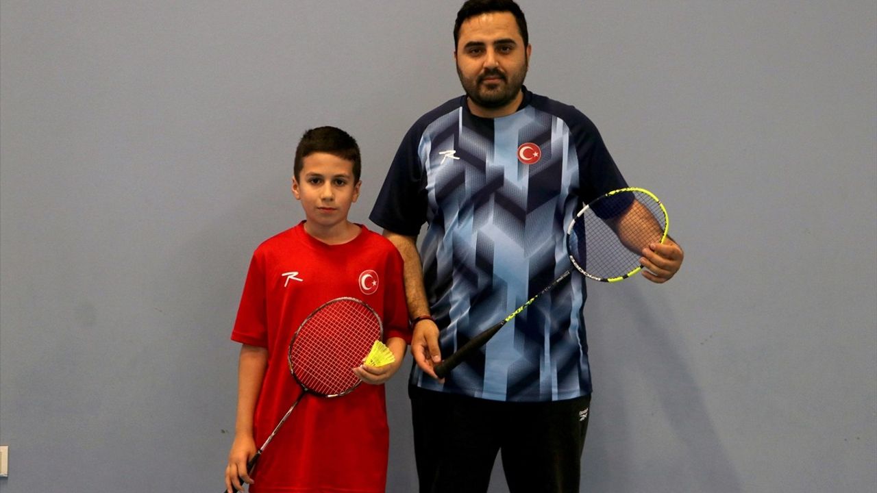 10 Yaşındaki Badmintoncu Zirveye Oynamak İstiyor
