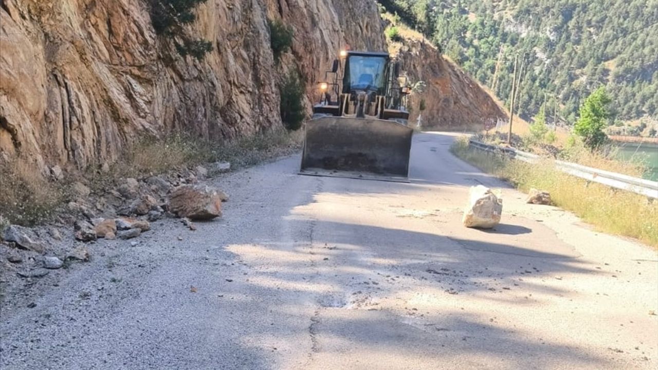 Adana'daki Deprem Hakkında İçişleri Bakanı Yerlikaya'dan Açıklama