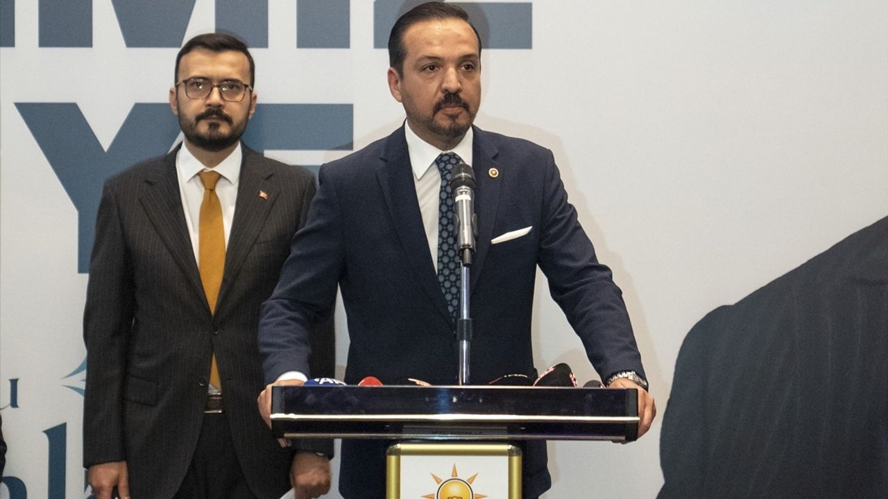 AK Parti Teşkilatları Bayramda Bir Araya Geldi