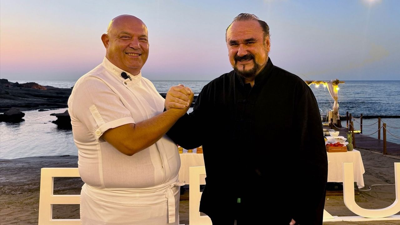 Akdeniz Lezzetleri ve Müzik Buluşması: Şeflerin Düeti