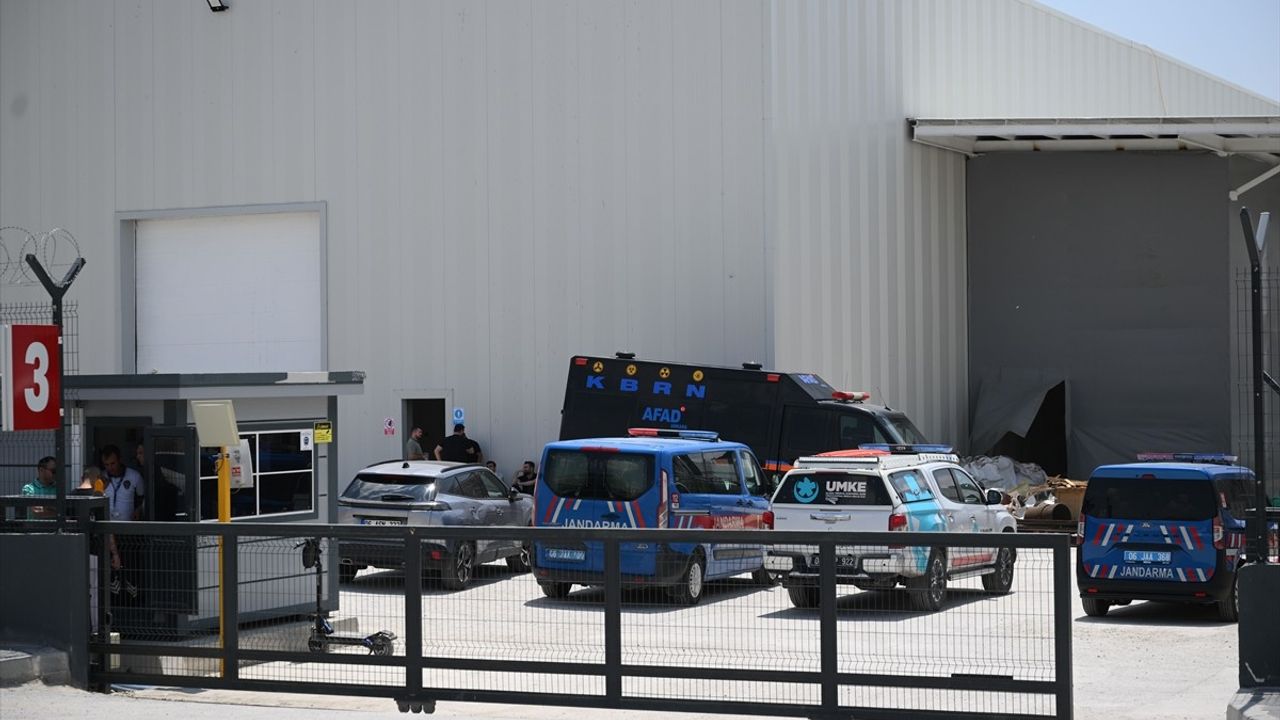 Ankara'da Fabrikada Gas Sızıntısı, İki İşçi Hayatını Kaybetti