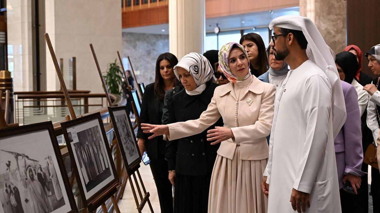 Ankara'da 'Ulusun Annesi' Dijital Sergisi Açıldı
