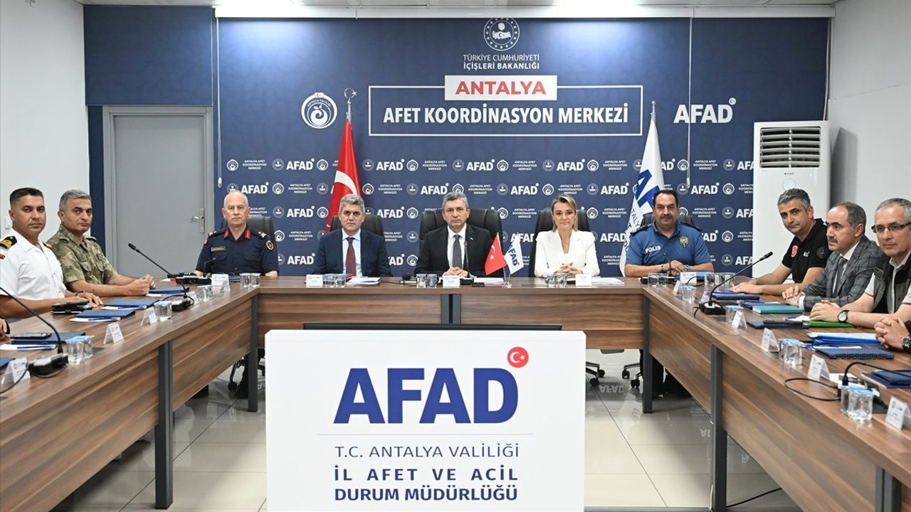 Antalya'da Afet Koordinasyon Toplantısı gerçekleştirildi