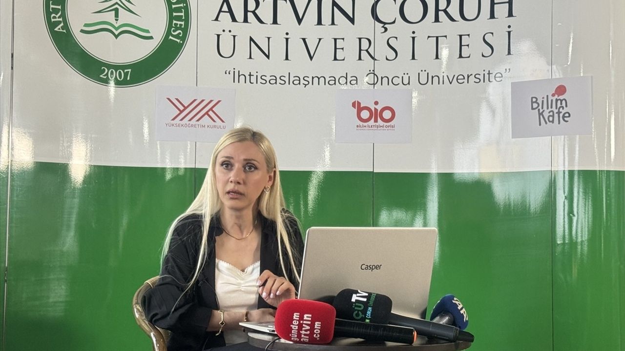 Artvin'de Tıbbi Aromatik Lezzetler Programı Düzenlendi