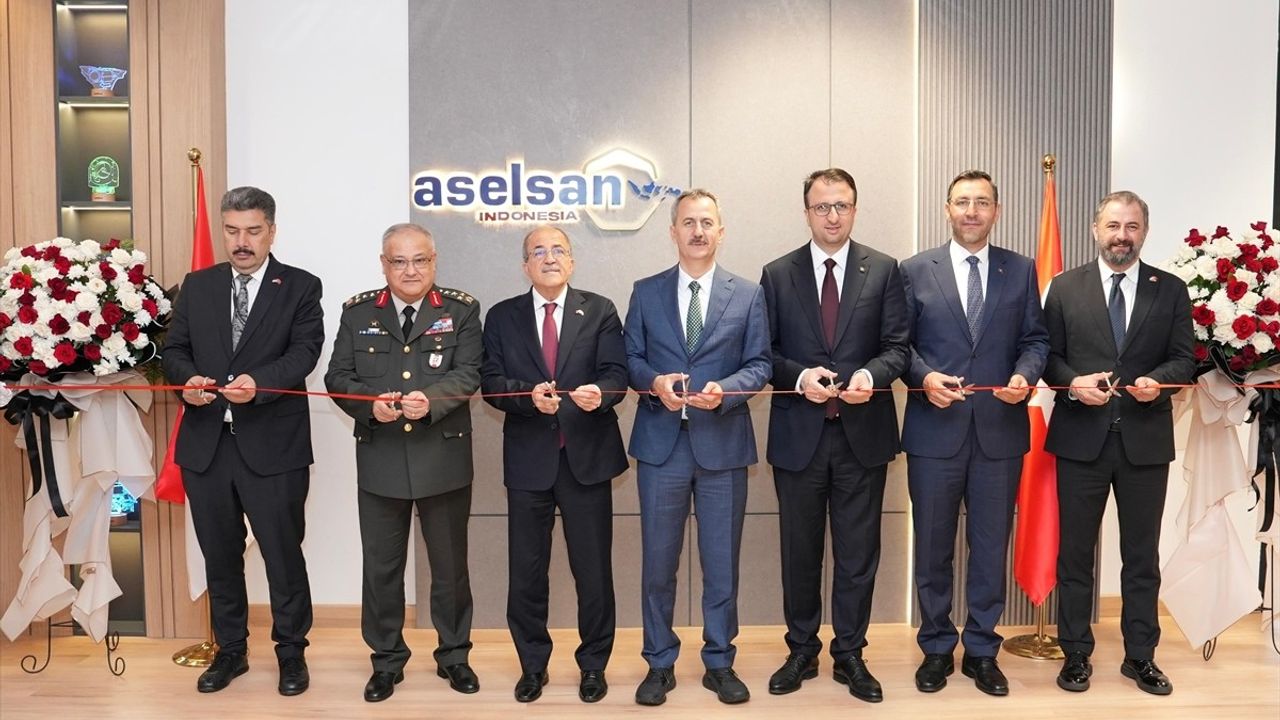 ASELSAN, Endonezya'da Yeni Ofisini Açarak Stratejik Anlaşmalar İmzaladı