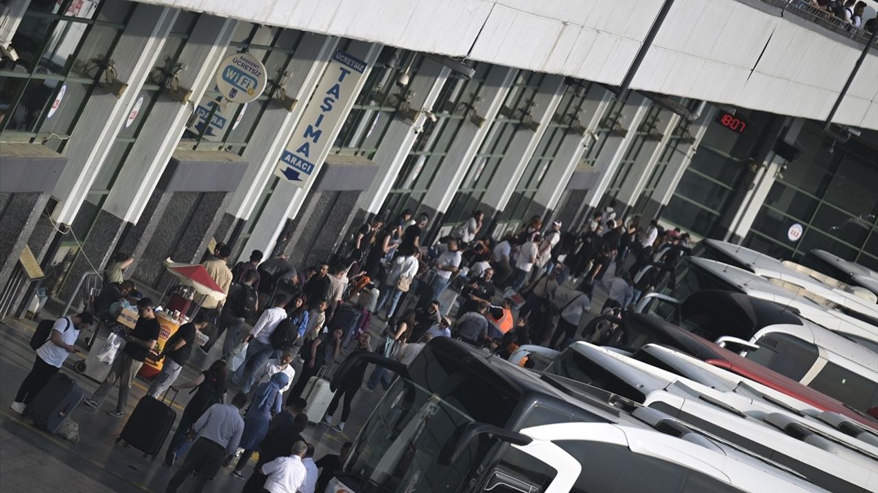 AŞTİ'de Kurban Bayramı Yoğunluğu