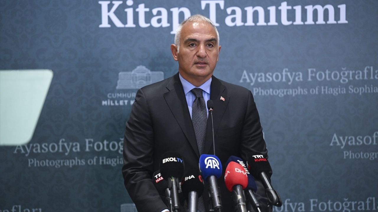Ayasofya'nın Estetik Yüzü: Yeni Kitap ve Sergi Açılışı