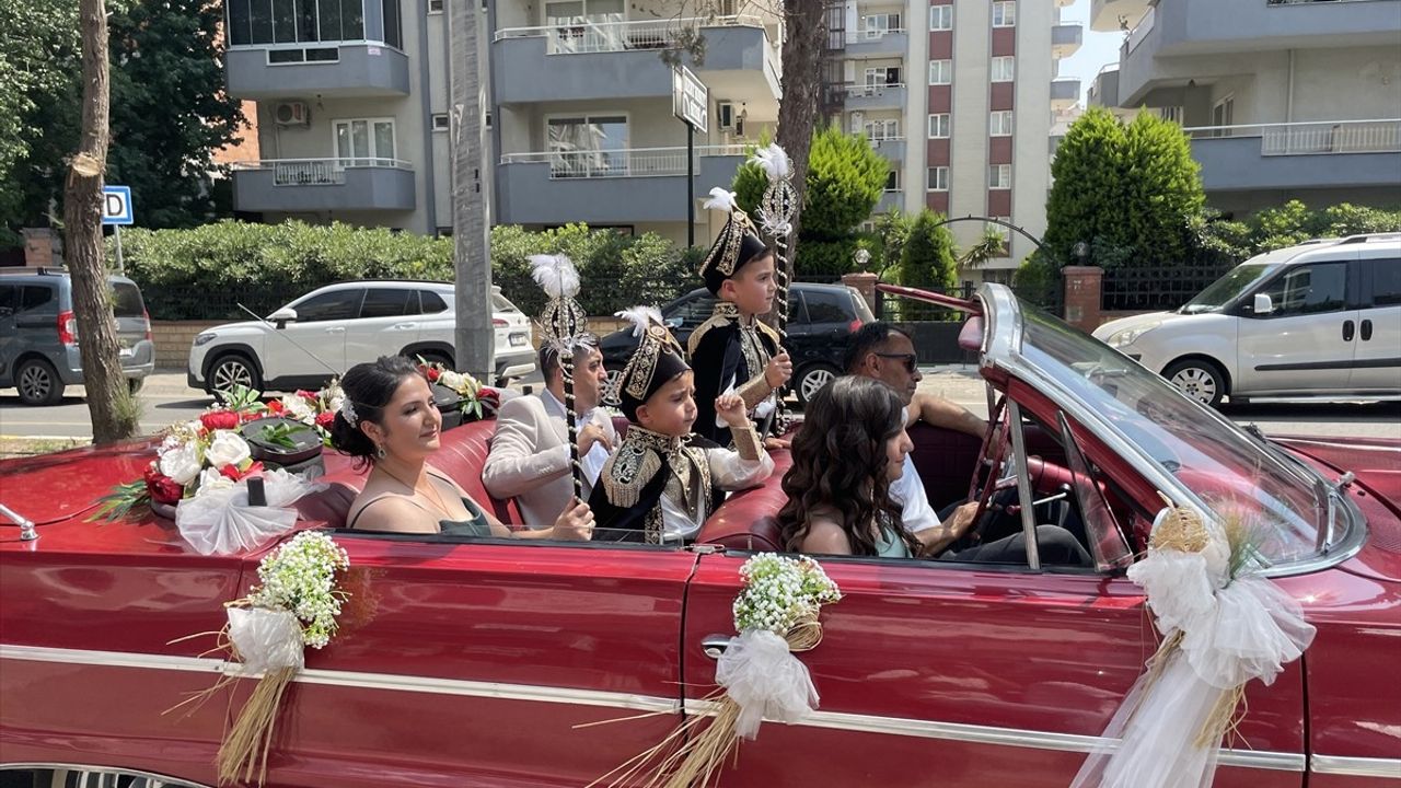 Aydın'da Gazi Jandarma, Oğullarının Sünnetini Kuruluş Yıldönümünde Kutladı