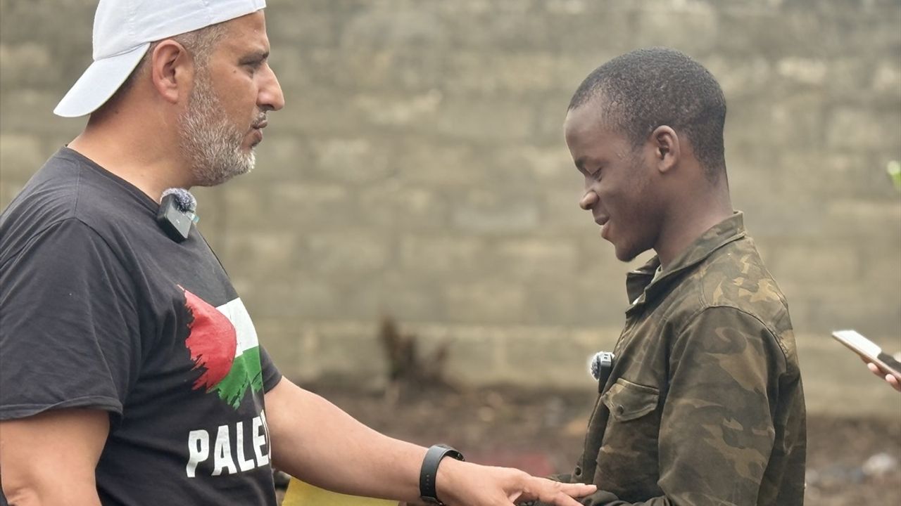 Baba-Oğul Filistin için Kurban Kesip Togo'ya Ulaştı