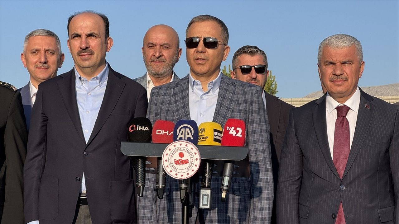 Bakan Yerlikaya, Bayramda Trafik Güvenliğine Dikkat Çekti