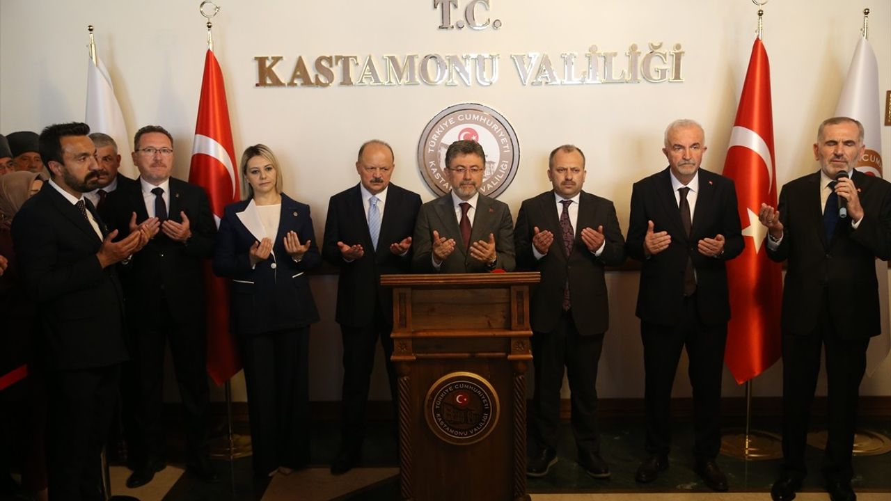 Bakan Yumaklı'dan Orman Yangını Uyarısı ve Bayram Mesajı