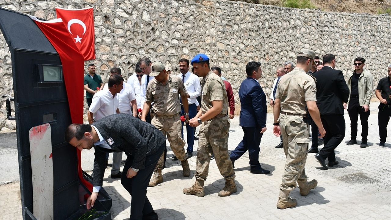 Batman'da Şehitler Anısına Duygusal Tören
