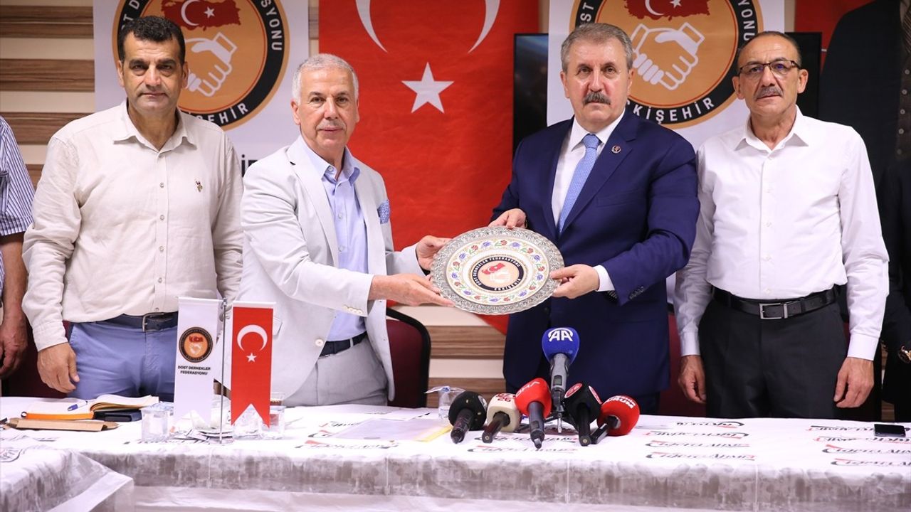 BBP Genel Başkanı Destici Eskişehir'de Terör ve Siyasi Bölücülüğe Dikkat Çekti