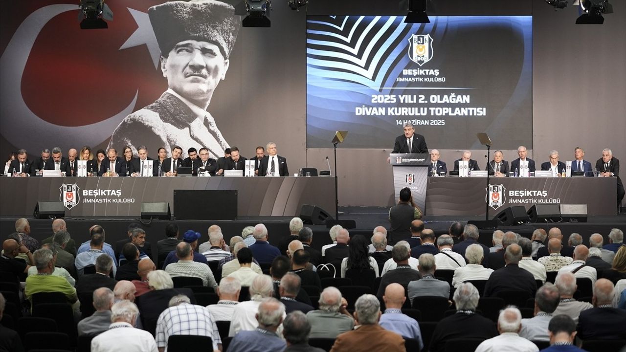 Beşiktaş Kulübü Divan Kurulu Toplantısı: Başka Bir Dönüşüm
