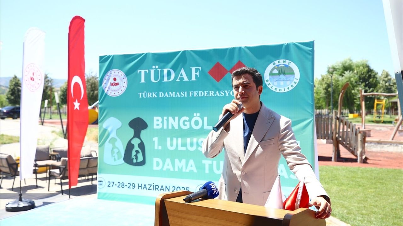 Bingöl'de Uluslararası Dama Turnuvası Heyecanı