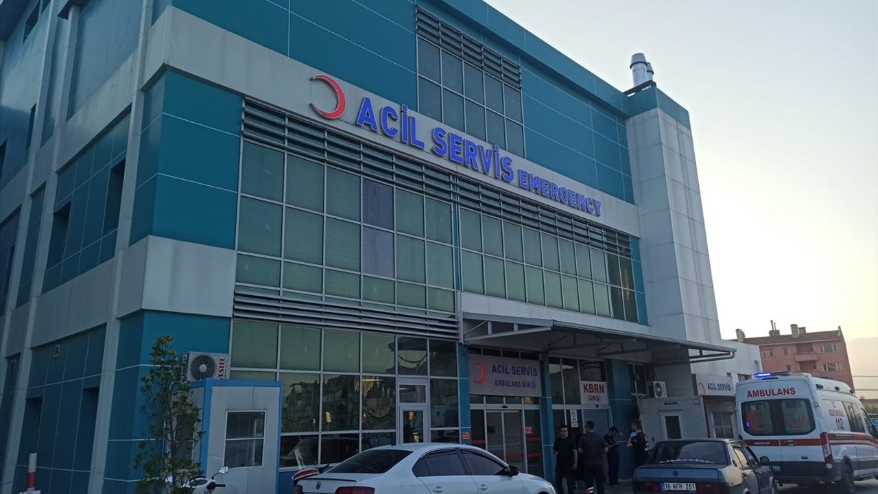 Bursa'da 23 Tarım İşçisi Zehirlenme Şüphesiyle Hastaneye Yatırıldı