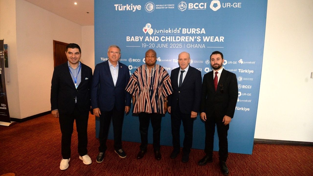 Bursa'dan Gana'ya Bebek ve Çocuk Konfeksiyonu İhracatı