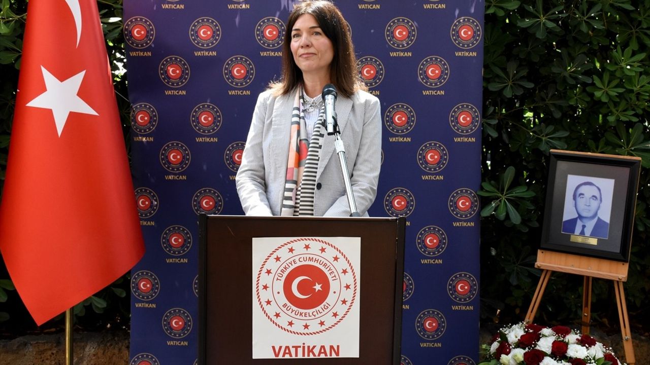 Büyükelçi Taha Carım, Şehadetinin 48. Yılında Anıldı