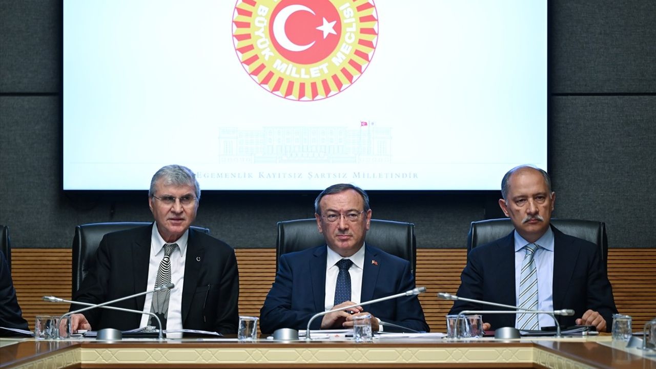 ÇAYKUR ve Türkşeker'in 2021-2022 Hesapları TBMM'de Görüşüldü
