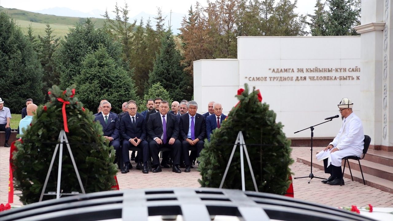 Cengiz Aytmatov'un Vefatının 17. Yılı Anma Töreni