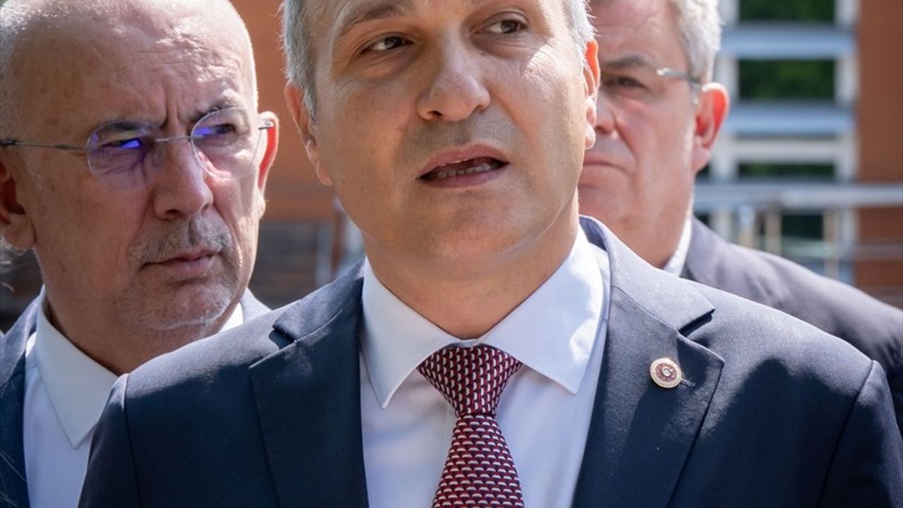 CHP'li Özçağdaş: Yükseköğretimde Anayasaya Aykırı Atamalar Devam Ediyor