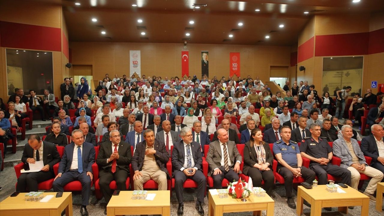 Çorum'da Öğretmen Akademileri Kapanış Programı