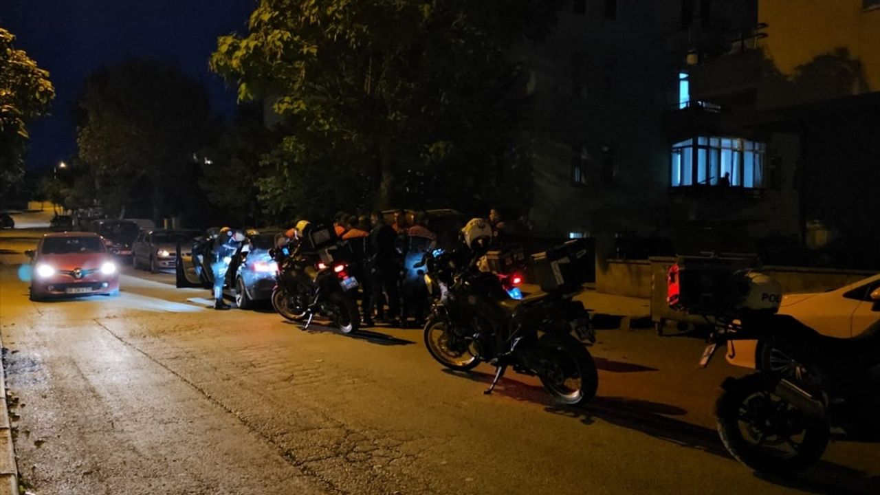 Çorum'da Silahlı Kavga: 1 Polis Yaralı