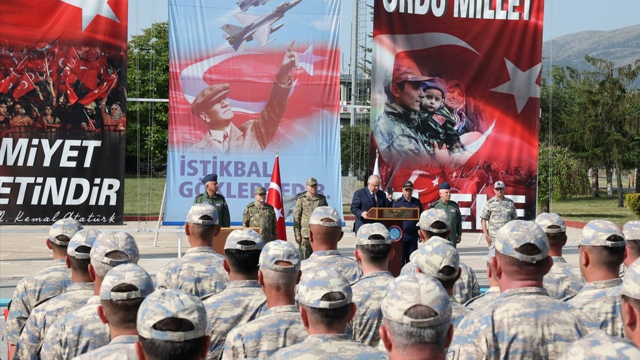 Cumhurbaşkanı Erdoğan'dan Bayram Mesajı: Kahraman Mehmetçiğin Bayramını Kutladı
