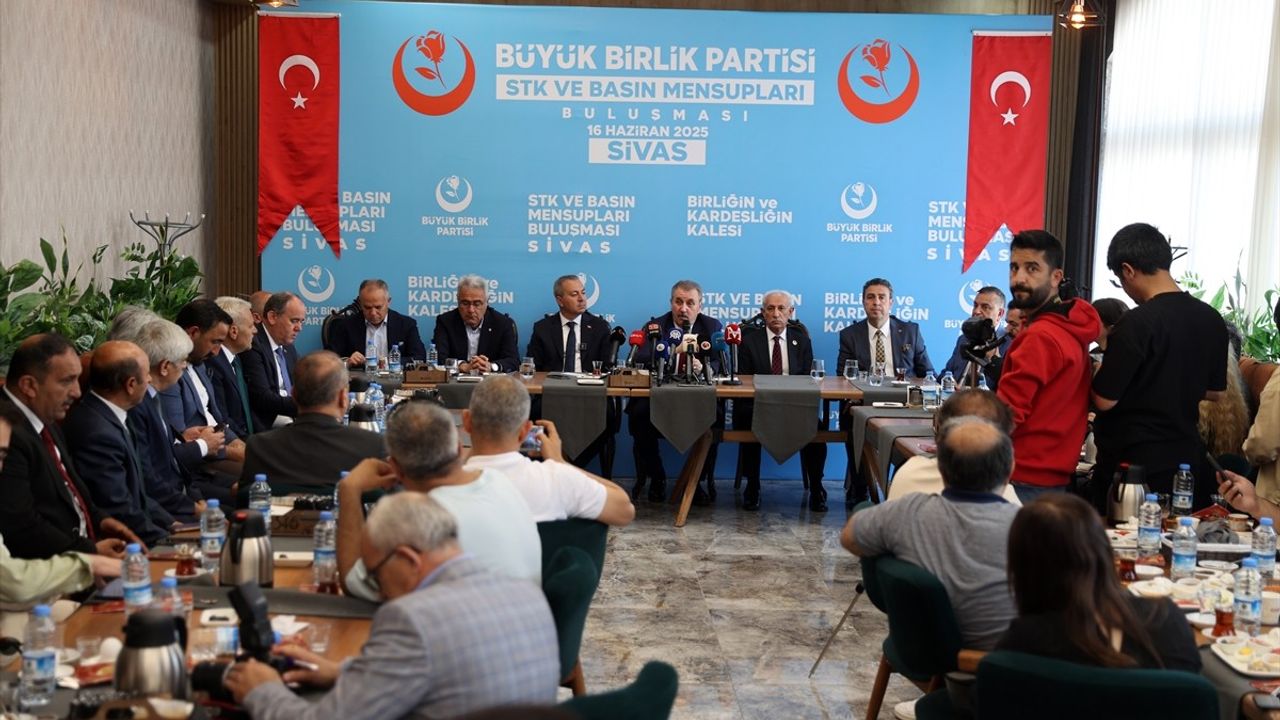 Destici: Barış ve Ateşkes Her Şeyin Üstünde