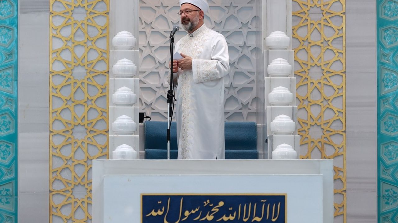 Diyanet İşleri Başkanı Erbaş'tan Çocuklara Yönelik Önemli Mesajlar