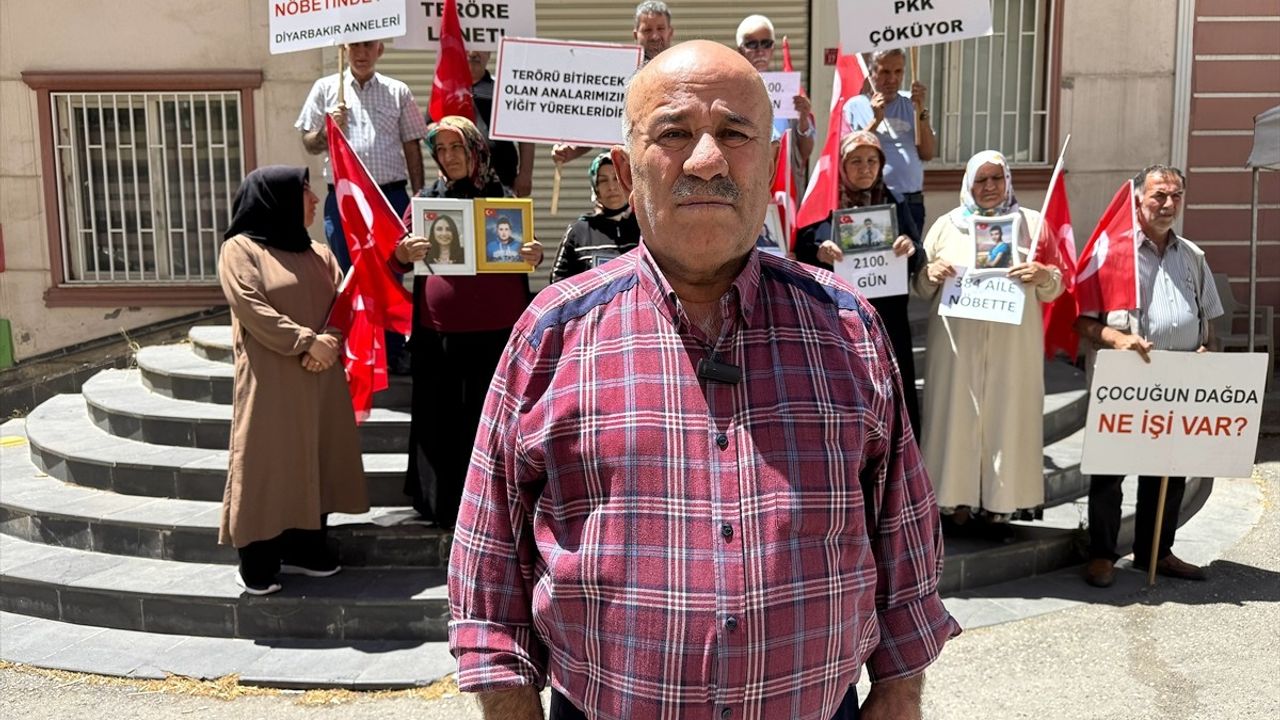 Diyarbakır Anneleri eylemine katılan yeni bir aile daha