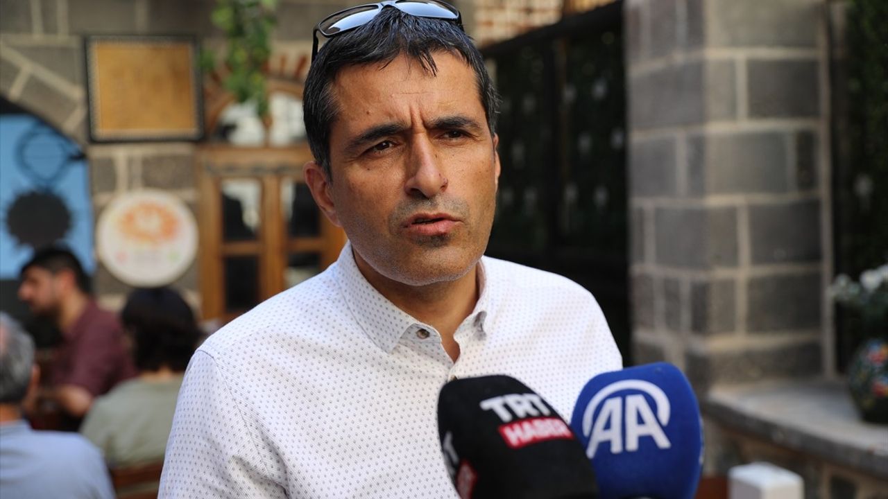 Diyarbakır'da Tümör Nedir? Bilim Kafe Etkinliğinde Anlatıldı