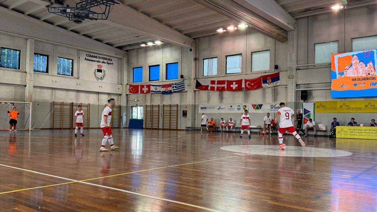 Down Sendromlular Futsal Milli Takımı Avrupa Şampiyonası'nda Başarıyla Yoluna Devam Ediyor