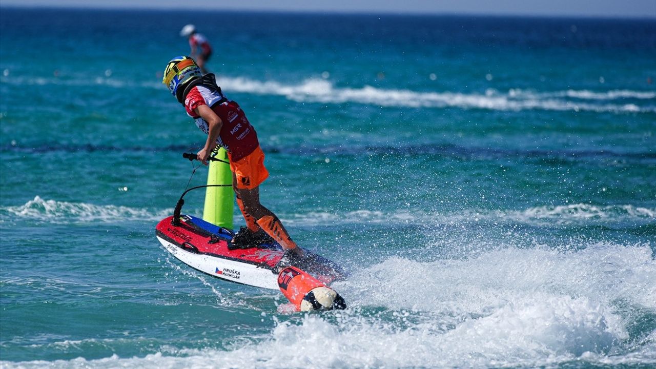 Dünya Motosurf Şampiyonası Çeşme'de Başlıyor