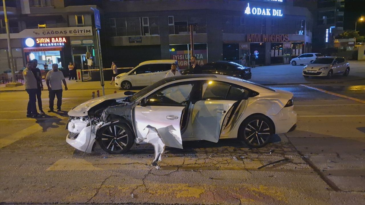 Edirne'de Zincirleme Trafik Kazası: 1 Yaralı