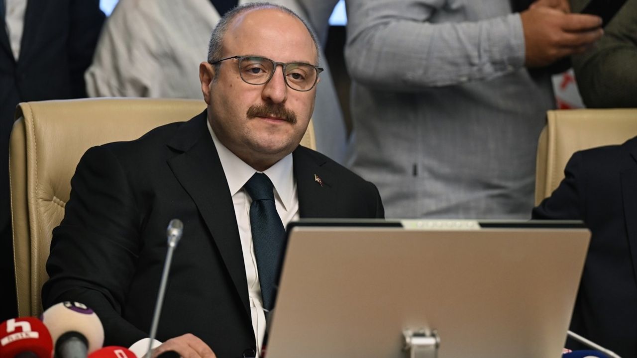 Enerji ve Maden Düzenlemeleri Üzerine Tartışmalı Komisyon Toplantısı