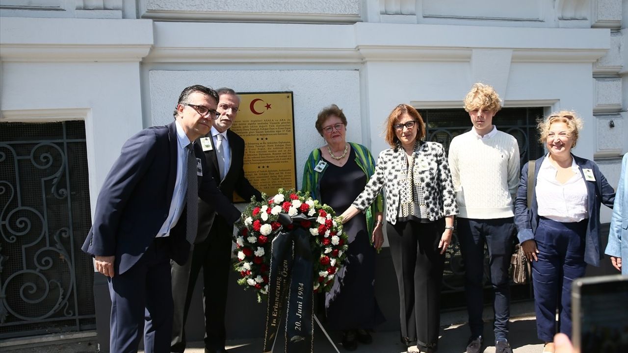 Erdoğan Özen İçin Anma Töreni