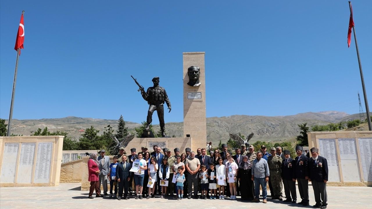 Erzincan'da 3. Ordu İç Güvenlik Şehitler Anıtı Açıldı