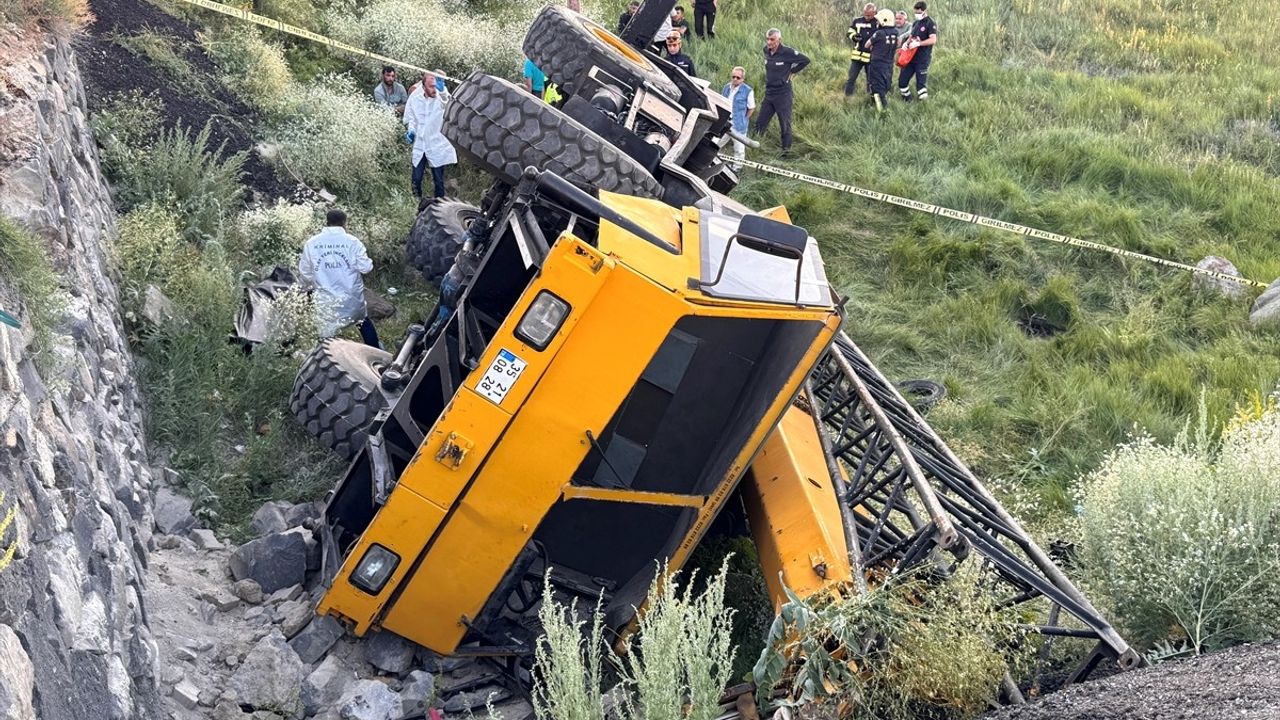 Erzurum'da Vincin Devrilmesi Sonucu Operatör Hayatını Kaybetti