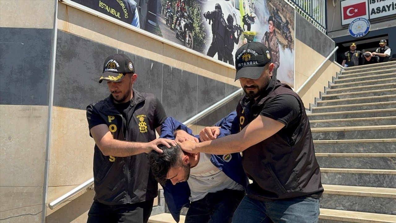 Esenler'de Silahlı Saldırıya İlişkin İki Şüpheli Adliyeye Sevk Edildi