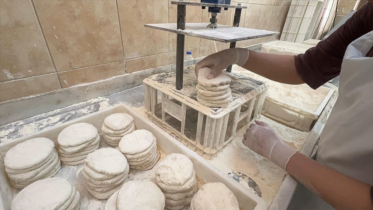 Giresun'da Kadın Girişimci Yufka İmalathanesini Büyütüyor