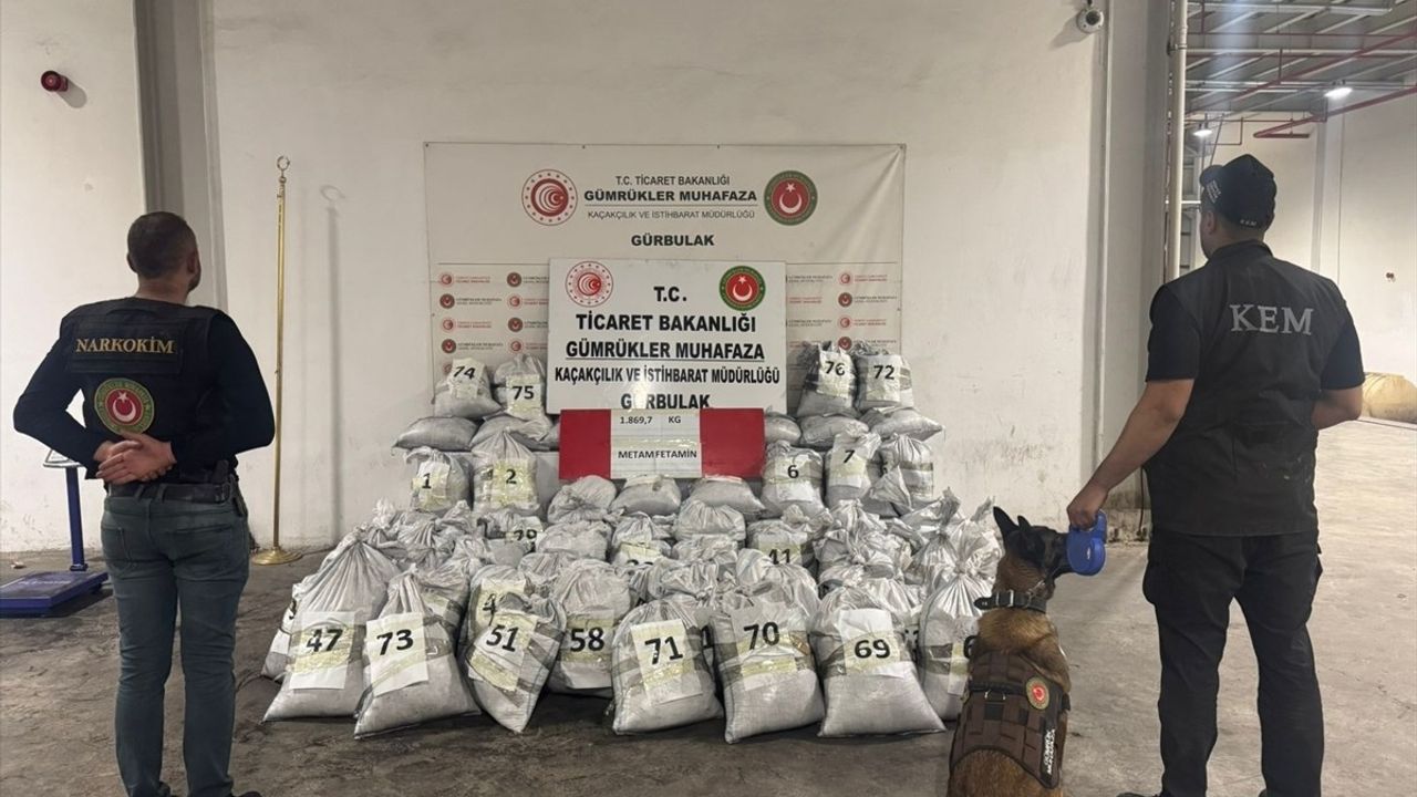 Gürbulak'ta Tarihi Uyuşturucu Operasyonu