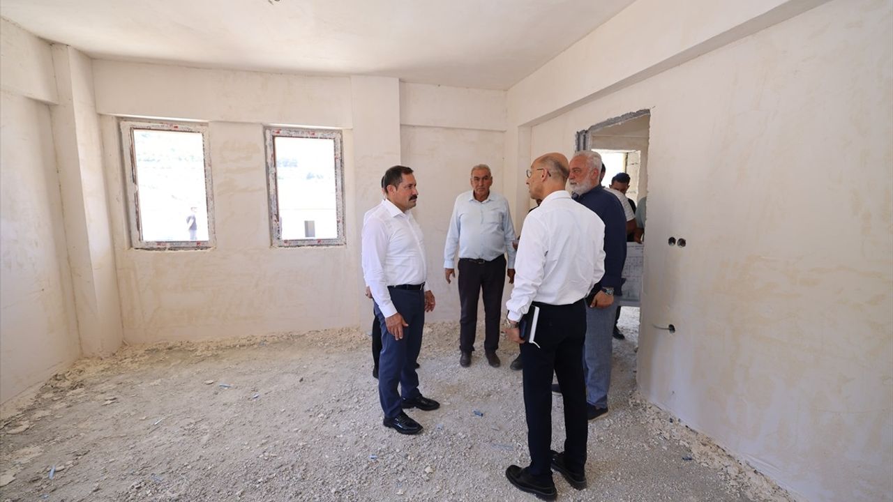 Hatay Arsuz'da Kırsal Afet Konutları İnşaatı Devam Ediyor