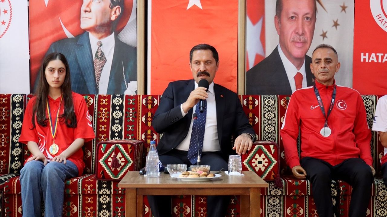 Hatay'da Depremzede Sporculara Ödül